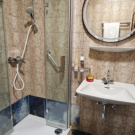 Steinwender Elisabeth * Feld am See